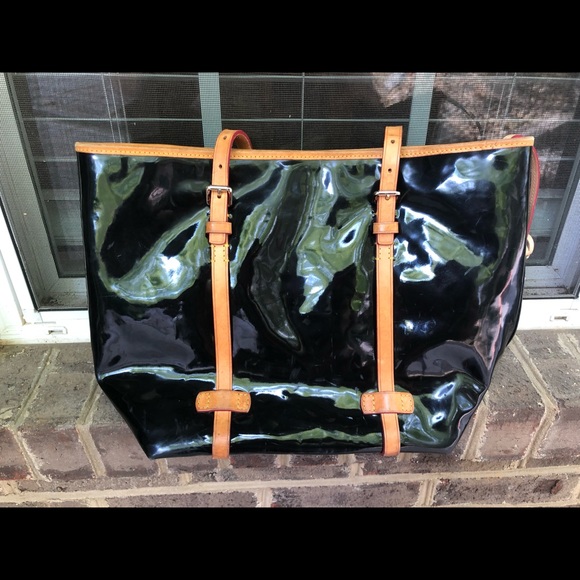 Dooney & Bourke Glossy Tote Bag - Picture 3 of 7